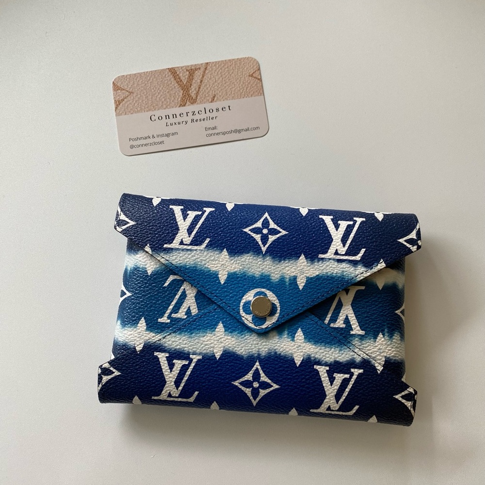 🥳SOLD🥳New- Louis Vuitton Escale MM Kirigami - Picture 1 of 2